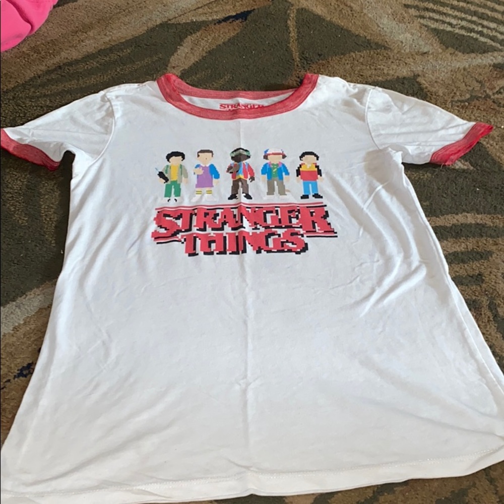 Stranger things tee-shirt